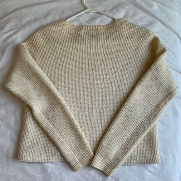 Cropped Wilfred Sweater - Picture 4 of 5